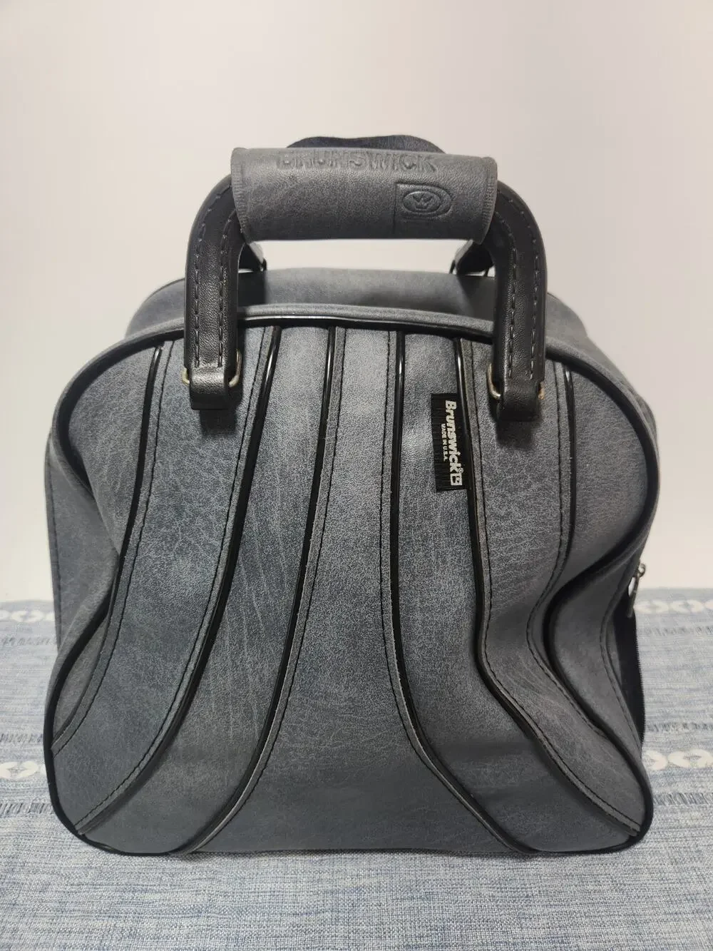 Vintage Brunswick Single Bowling Ball Bag Black Gray Vinyl Carry Case w/rack